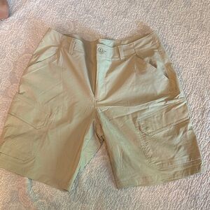 Under Armour Men's Beige Cargo Shorts